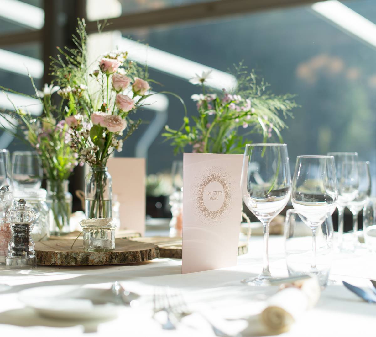  Festive table setting, Blausee Hotel Switzerland